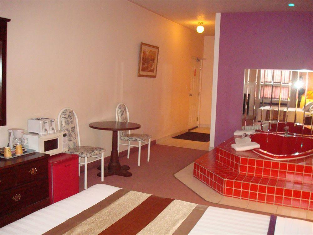 Grewals Inn And Suites Niagara Falls Extérieur photo