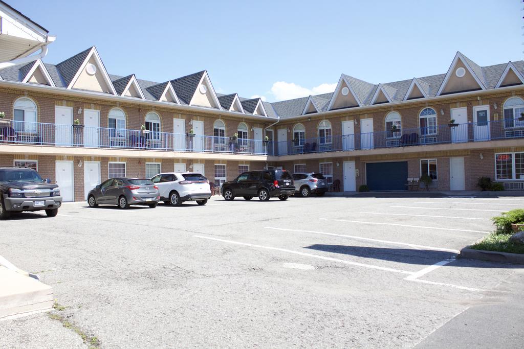 Grewals Inn And Suites Niagara Falls Extérieur photo