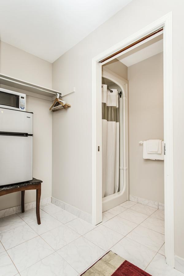 Grewals Inn And Suites Niagara Falls Extérieur photo